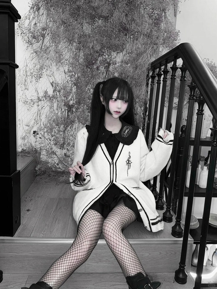 mit Augen- und Schlangenstickerei Distressed Holes Strickjacke Weiß