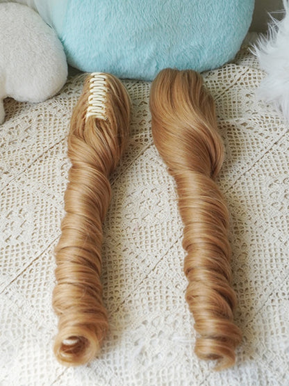 Blonde, gerade Perücke im Bob-Schnitt mit Pony und doppelten langen/kurzen Pferdeschwanz-Krallenclips