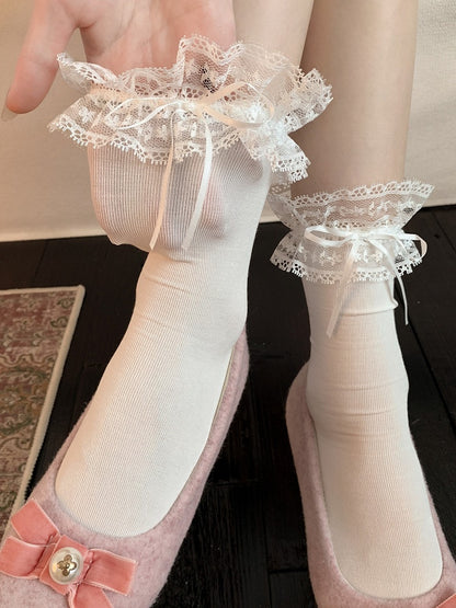 2-Color Ankle Socks with White Lace Trim - Xi Shang Mei Shao