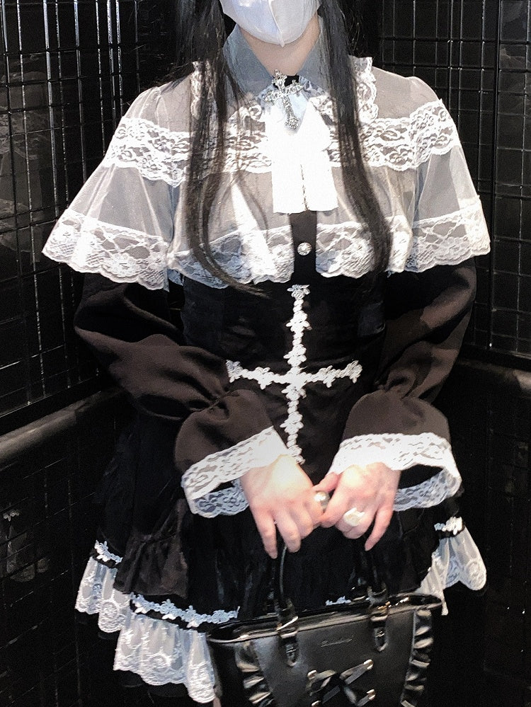 Jirai Kei Bluse im Landminenstil, weiß und schwarz/ganz schwarz, mit Cape-Design aus Spitze