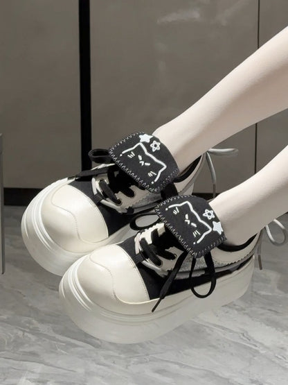 Cat Sole Daily with Lace-up Themed Kawaii Black Closure Sneakers 4.5cm Platform