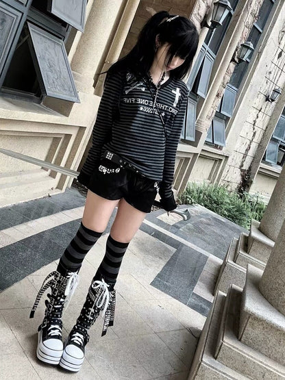 Genderless Black & Gray V-Neck Striped Long-Sleeve Top with Cross & Skull Hotfix Rhinestone Detail - DETW OnLine
