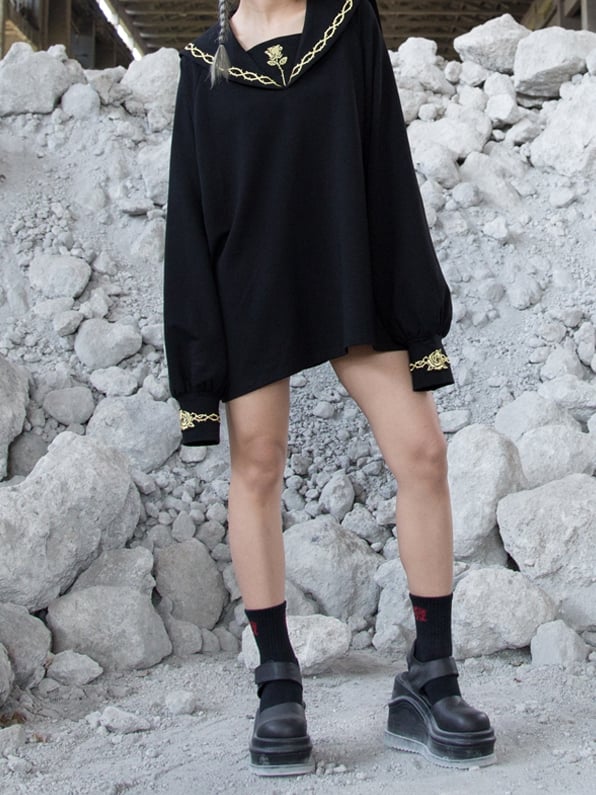 Gold Black Rose and Gothic Sailor Thorn Loose with Collar Embroidery Sweatshirt