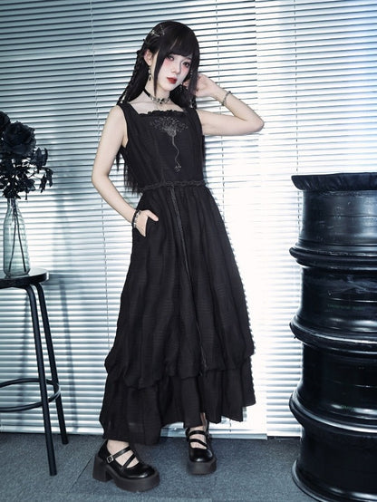 Black Square Neck Sleeveless Dress Sea Lily Embroidery