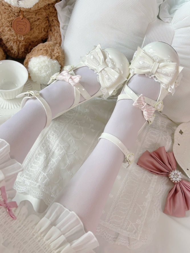 Mary Janes with Off-white Details in Lace Mid-heel PU