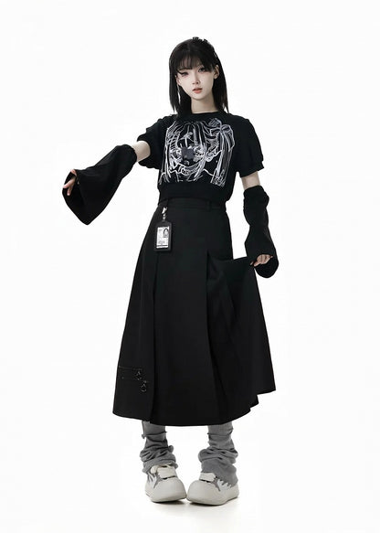 Black Anime Girl Print with Armwear Free Cropped T-shirt