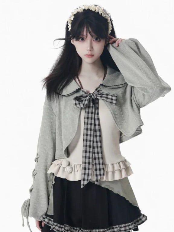 Lace-Up Dusty Set Pan Knit Gray Collar Kei and Cami with Sleeves Beige Peter Cropped Top Mori