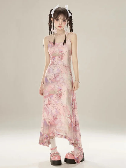 Rosafarbenes, asymmetrisches Midikleid mit Schmetterlingsrüschen und Urlaubssaum