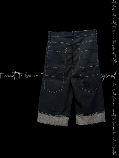 Jeans mit weitem Bein und verwaschener Schwarz-Mehrknopfleiste