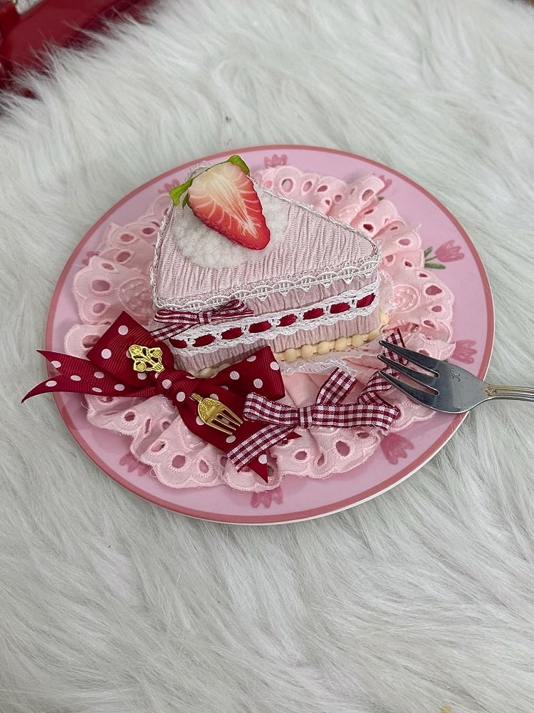Mini Hat Lolita Cake Strawberry Sweet Triangular White/Pink