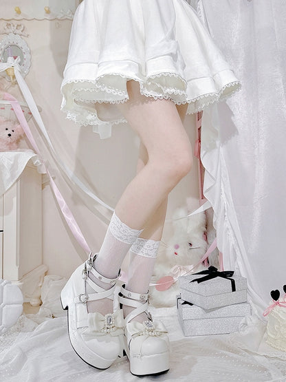 マットなラインストーンとリボンのホワイトブロックケイ、ハイプラットフォームのビーズ付きジライ装飾ヒールトップ