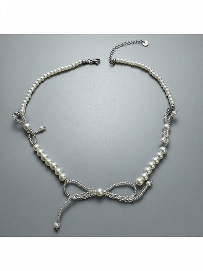 White Beaded Bow Necklace with Pearl Details - YSHXS