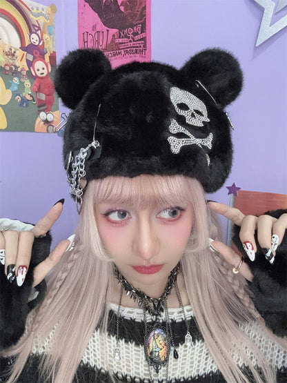 Schwarze Mütze mit Skelett-Strass und Bärenohren