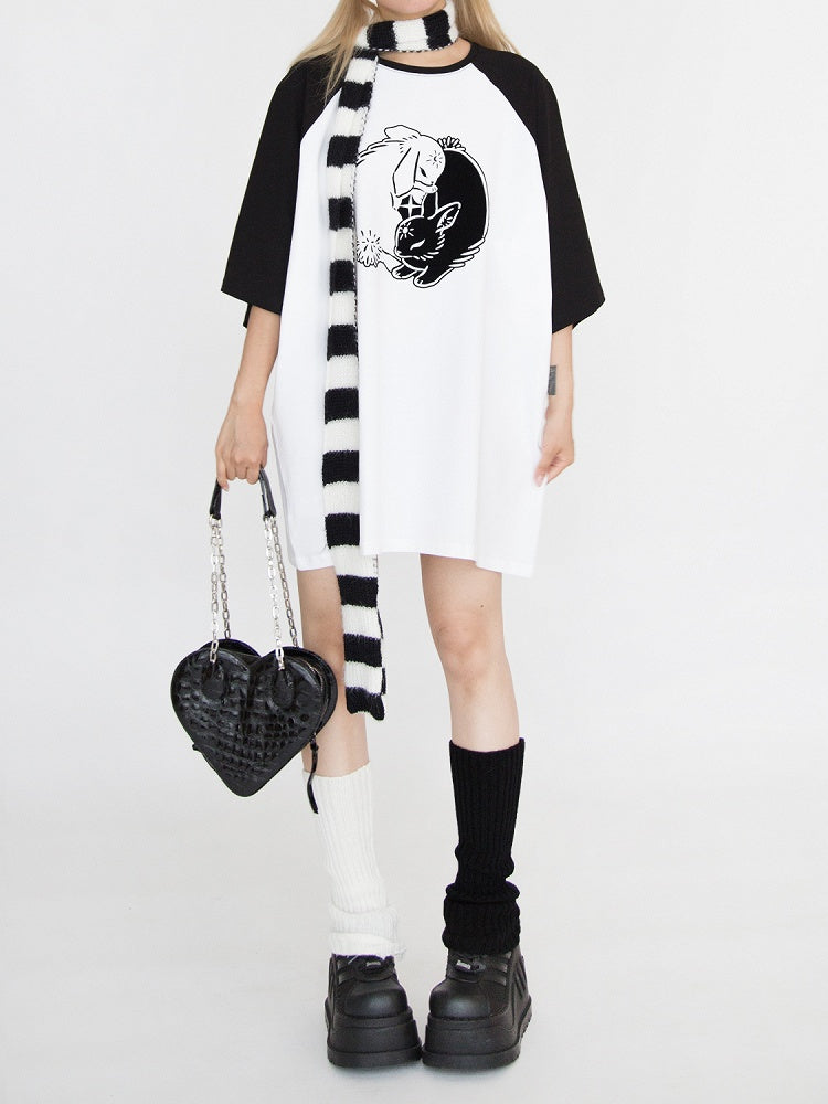 ブラック＆ホワイト バニープリント オーバーサイズ Tシャツ