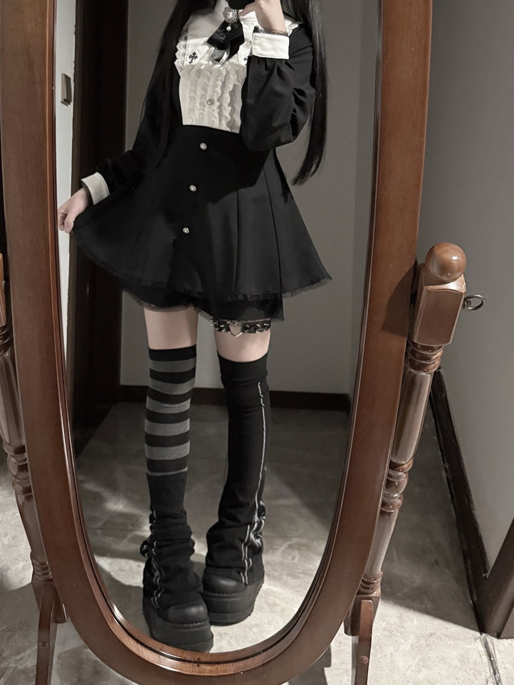 Bow Shorts Set - Cross Embroidered Pointed Flat Collar Dress + Three-piece Jirai Kei Black + Tie