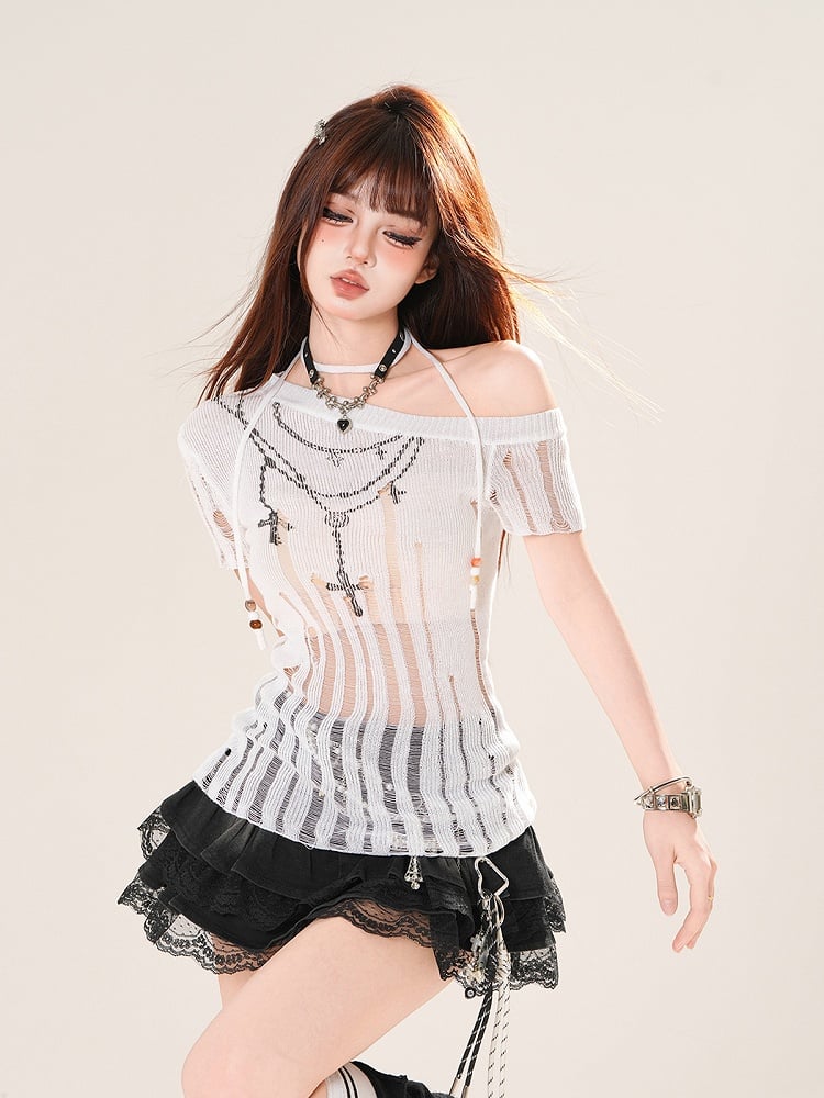 アシンメトリーネックライン、ダメージ加工アクセサリー、ブラック/ホワイトクロスチェーンプリントTシャツ、ビーズネックホール