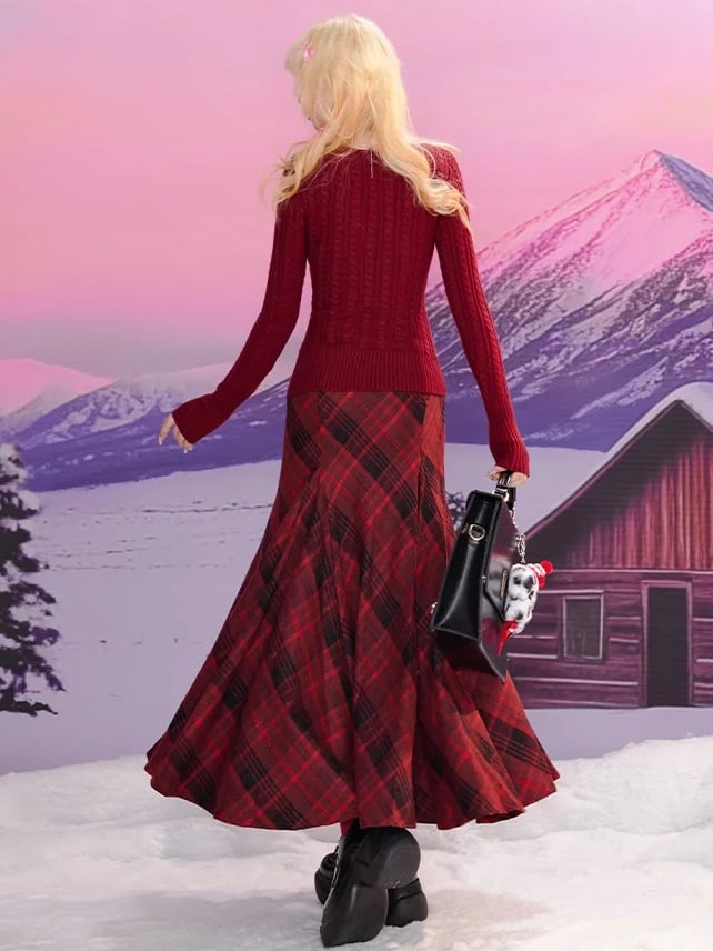 ハイスカートとチェック柄ウエストのブラックマーメイドレッド
