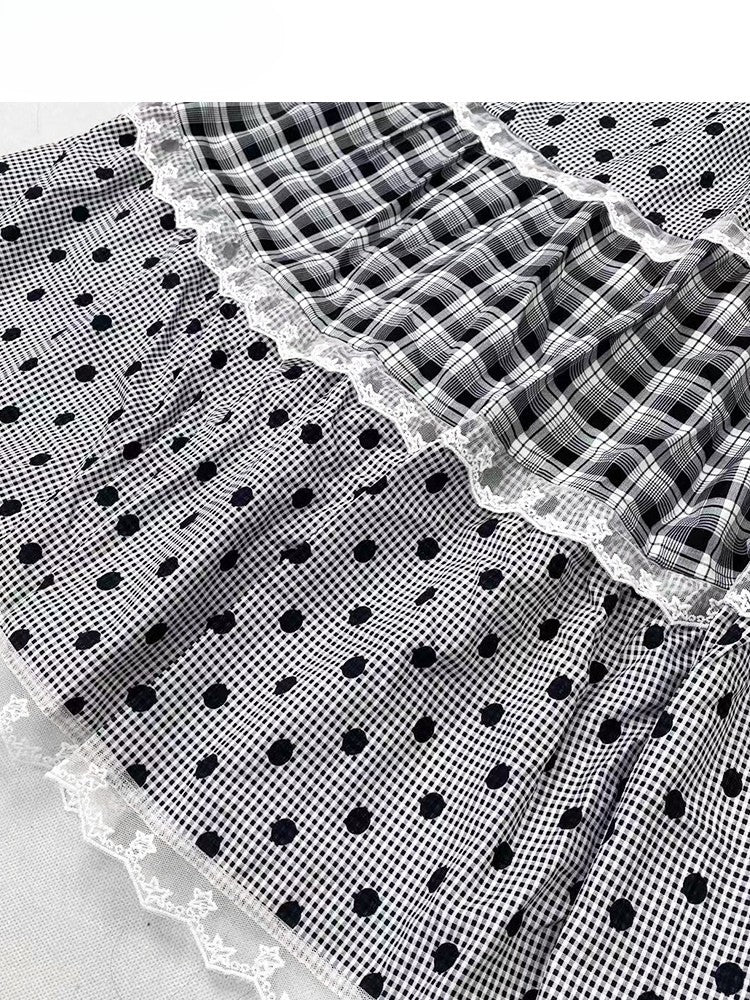 Graues Musterbesatz Polka-Dot Y2K und Rockspitze Bittersüßes Karo