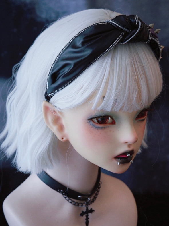 Schnallennieten Schwarz KC Lila und Knoten verziertes Gothic-Design