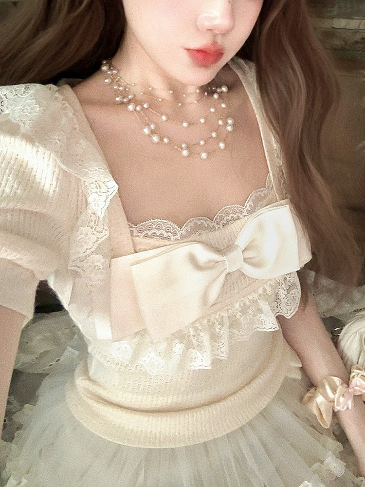 Trim Bow Apricot Top Slim-Fit Puff Playful With Lace Sleeve