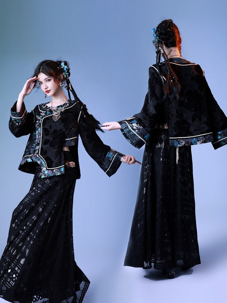 Chinese Style Long Bell Sleeve Top with Floral Embroidery - sijinstudio