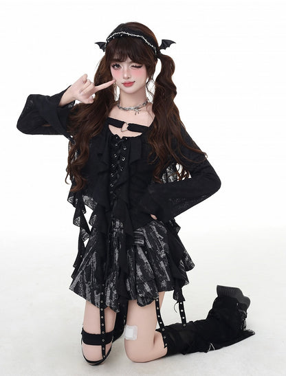 アシンメトリーなフリルプラケットヘムシフォントップス ピンク レースアップ ブラック/ライト