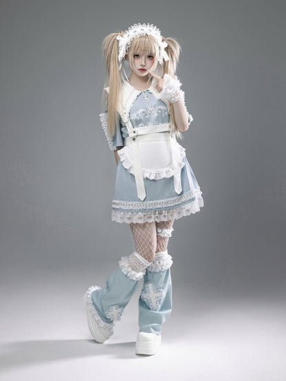 Blaues spitzes, flaches Kragen-Ausschnitt-Schulter-Spitzenbesatz-Jirai-Kei-Kleid, hell