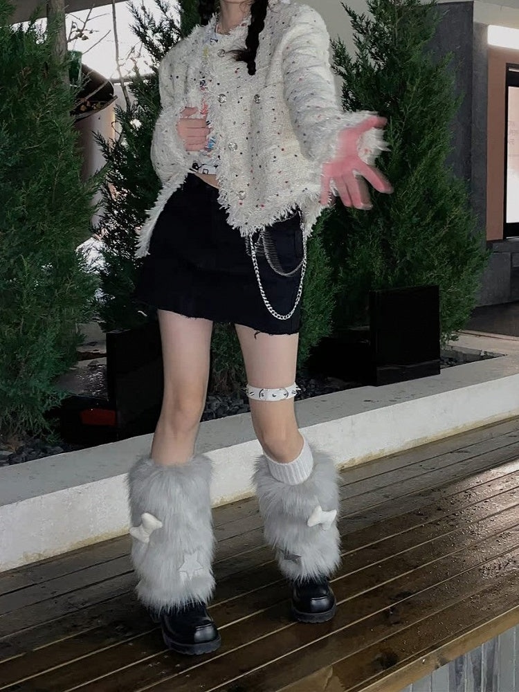 Black / Gray Bone-Shaped Decoration Faux Fur Leg Warmers + Knitted Leg Warmers + Heart Garter