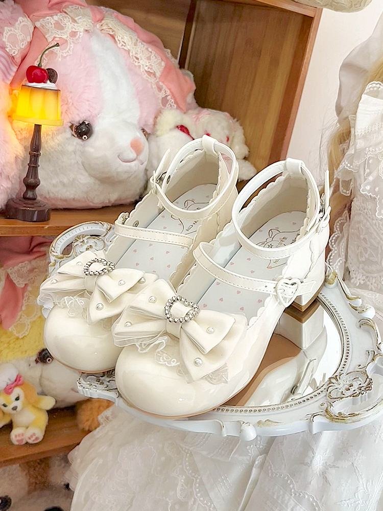 Scalloped Decor Off-white Closure with Mid-heel Shoes Trim，Beads Elegant Snap Bow Heart Lolita