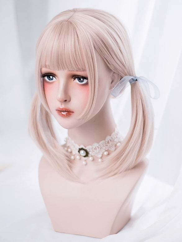 Hellrosa, 42 cm lange, glatte Perücke mit vollem Pony