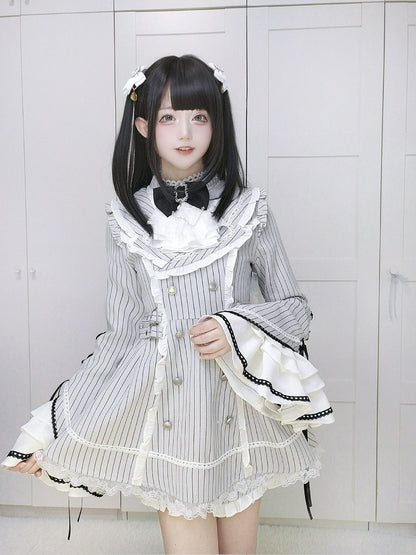 Matching Flounced Grey and Fashion Shorts Dress Flare Sweet with Jabot Sleeves Jirai set Kei