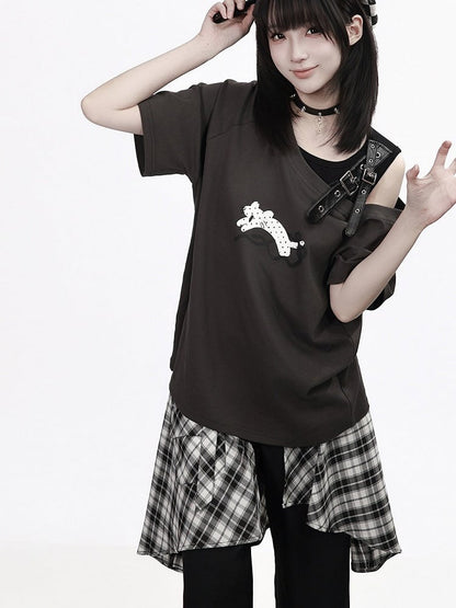 Gray Asymmetrical T-Shirt with Leopard Print and Buckle Strap - PINK SAVIOR