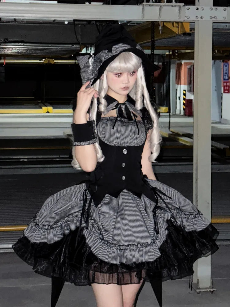 Black / Red Big Bow and Spider Web Chain Decorated Gothic Lolita Witch Hat