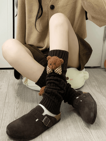 ミルクホワイト Y2K ニットレッグウォーマー（クマのぬいぐるみ付き）
