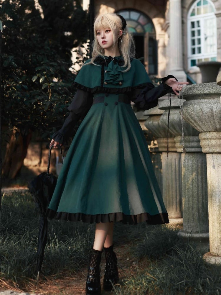 Robe Lolita Dark Academia verte et noire à manches gigot