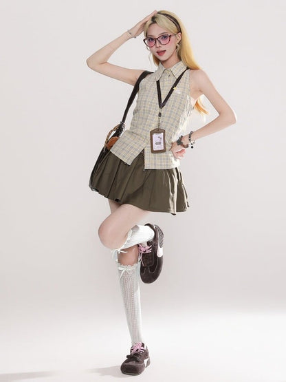 Khaki Sleeveless Top with Plaid Pattern - Rayohopp