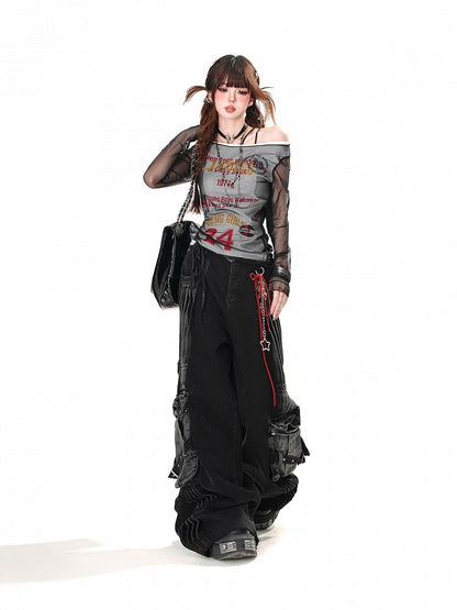 Lockere Jeans mit weitem Bein und Cargotaschen in verblasster Waschung in Schwarz