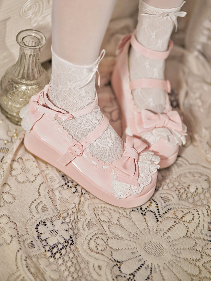 Top Herz Plateaus Schnallen an Schleife Baby Pink Besatz Spitze