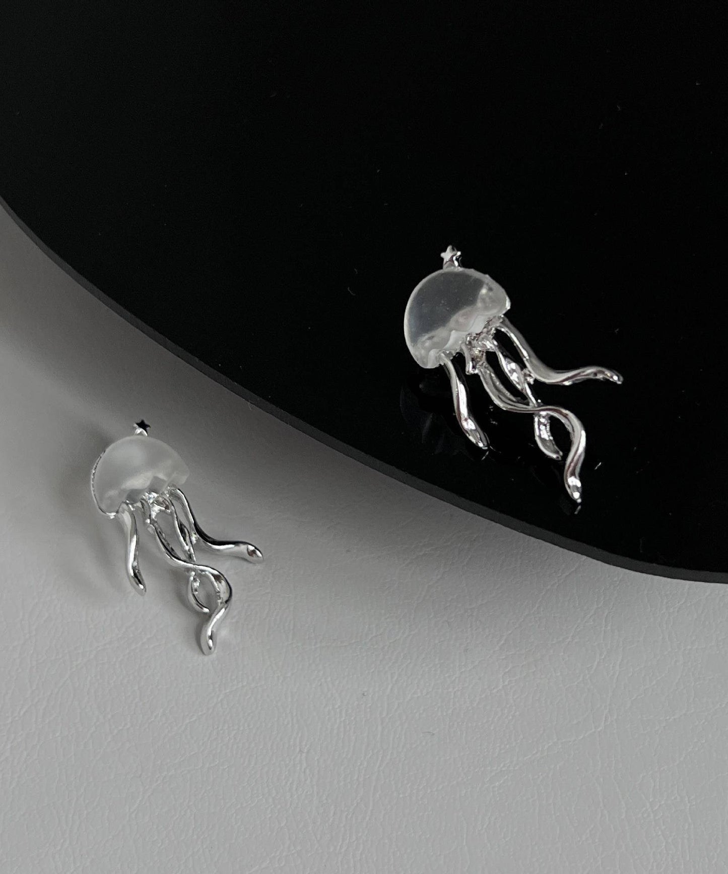 銅シルクボヘミアンクラゲイヤリング樹脂スタッド