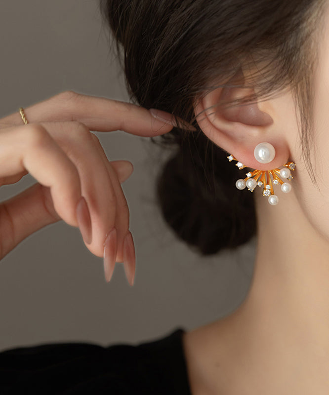 銅製スタッドイヤリング ゴールドオーバーゴールドの花火 上品なジルコンパール