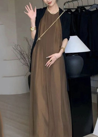 Ärmelloses Kleid mit drapiertem Chiffon in Khaki