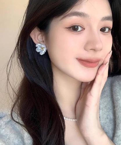 エレガントなイヤリング スタッド パール フローラル ホワイト 合金 銅