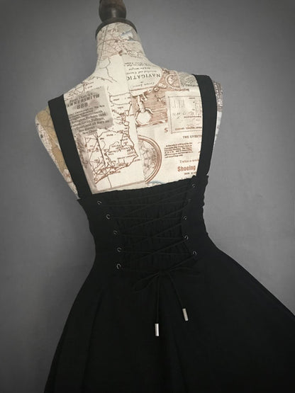 Übergröße Unterbrustrock mit hoher Taille und Trägern, Taschentuch-Saum