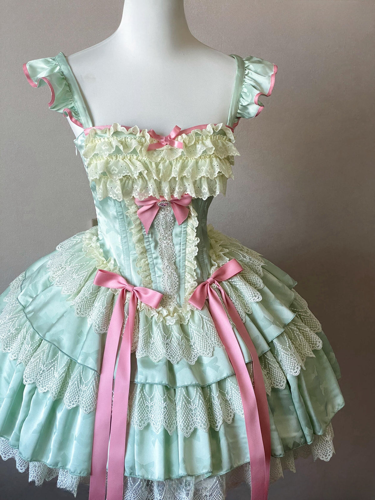 Sweet Lolita Rococo Ballet Dress with Strawberry Bow