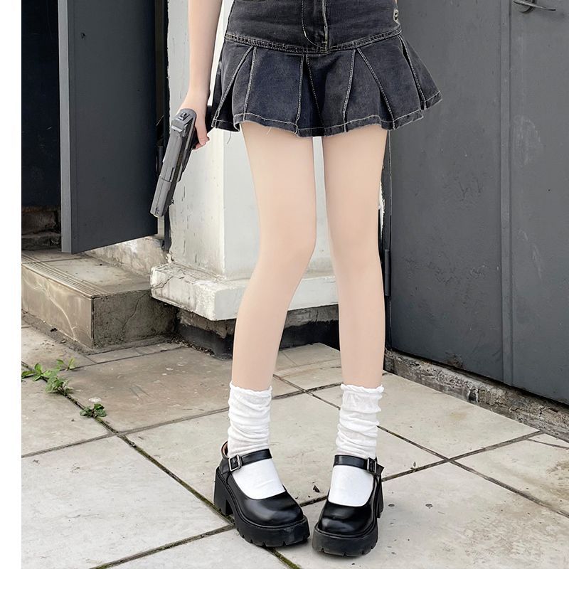 2: Socken locker anziehen