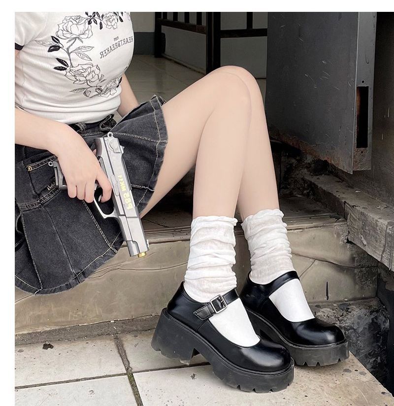 2: Socken locker anziehen