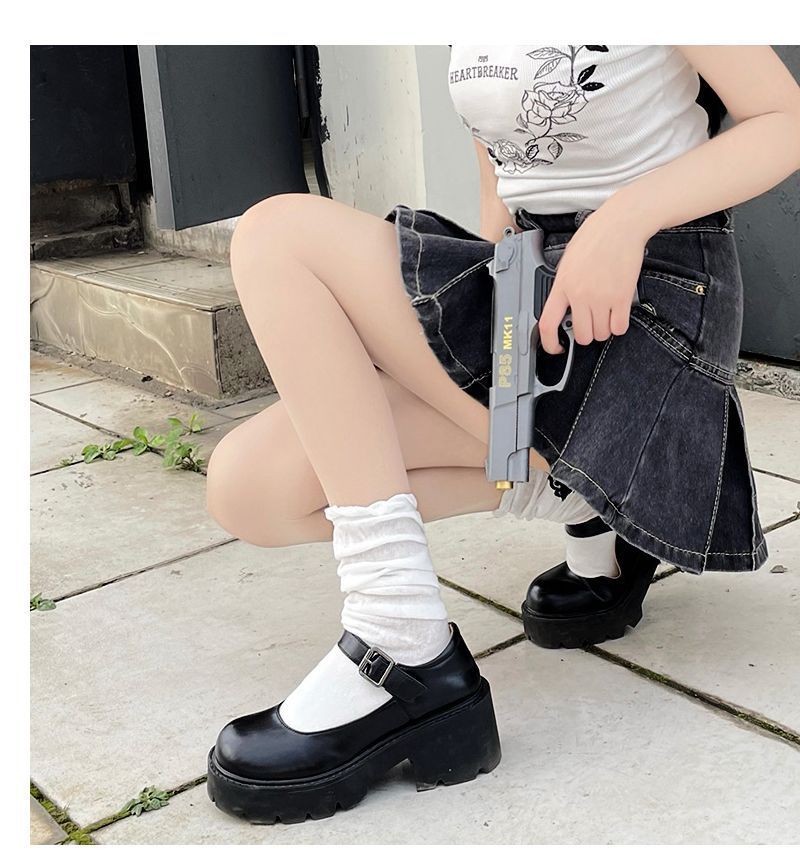 2: Socken locker anziehen