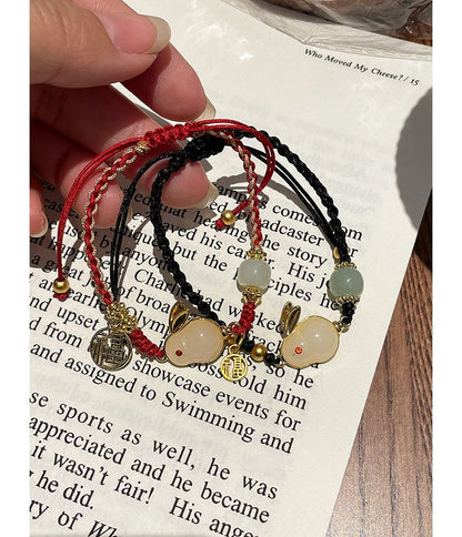 Kaninchen-String-Halskette mit Perlen