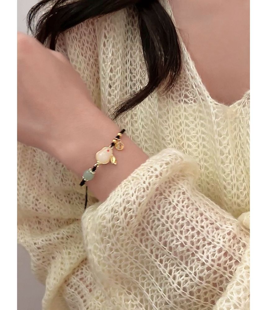 Kaninchen-String-Halskette mit Perlen