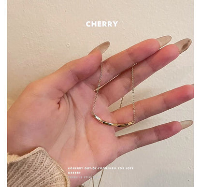 Necklace Bar Twisted